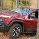 Illustration for article titled Which Is Better Off-Road: A Brand New Jeep Cherokee Or My Old $600 Craigslist Cherokee?
